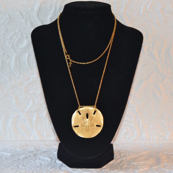 collana-vintage-trifari-sand-dollar-tilacino-store