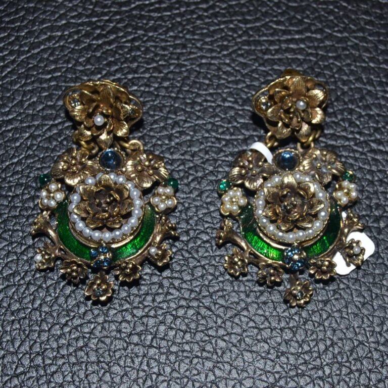 Orecchini pendenti motivi floreali di Vintage Bijoux®