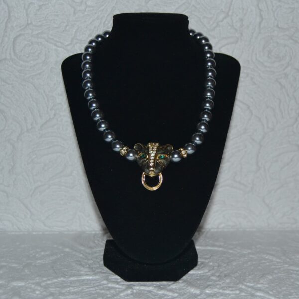 Collana perle  KENNETH JAY LANE con ghepardo - immagine 2
