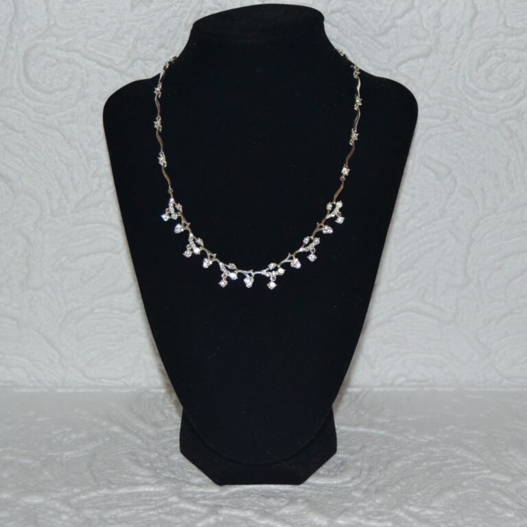 Collana MONET argentata con strass