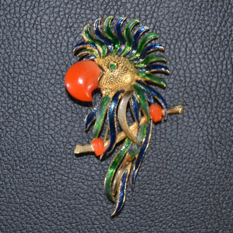 Spilla SPHINX con pappagallo