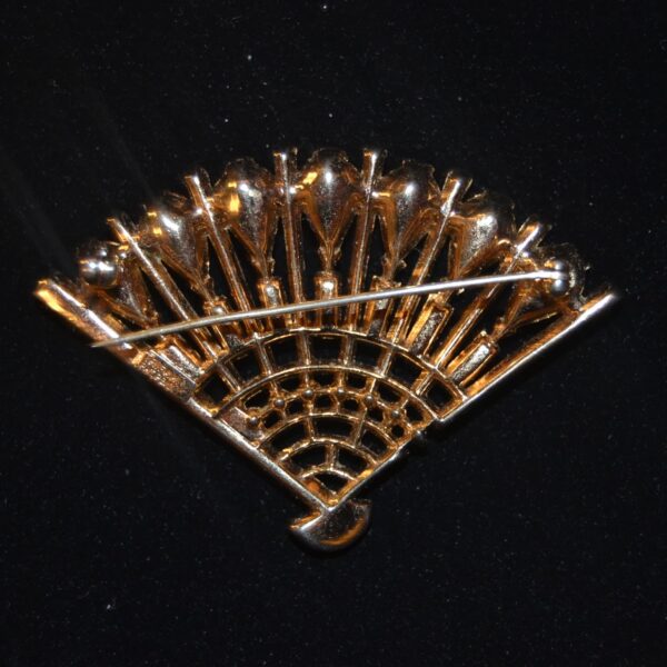 Spilla TRIFARI  a ventaglio con strass - immagine 4