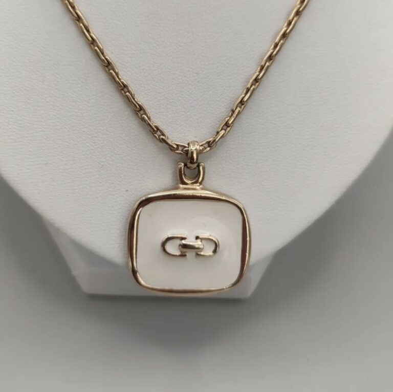 Collana CHRISTIAN DIOR con pendente smalto e logo