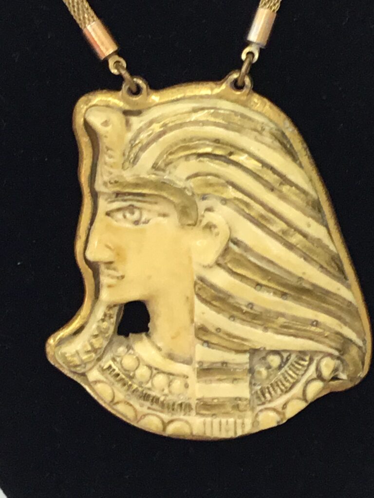 Collana MIRIAM HASKELL con pendente TUTANKHAMON
