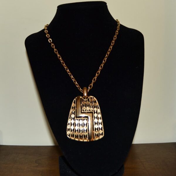 Collana vintage con pendente modernista brutalista TRIFARI