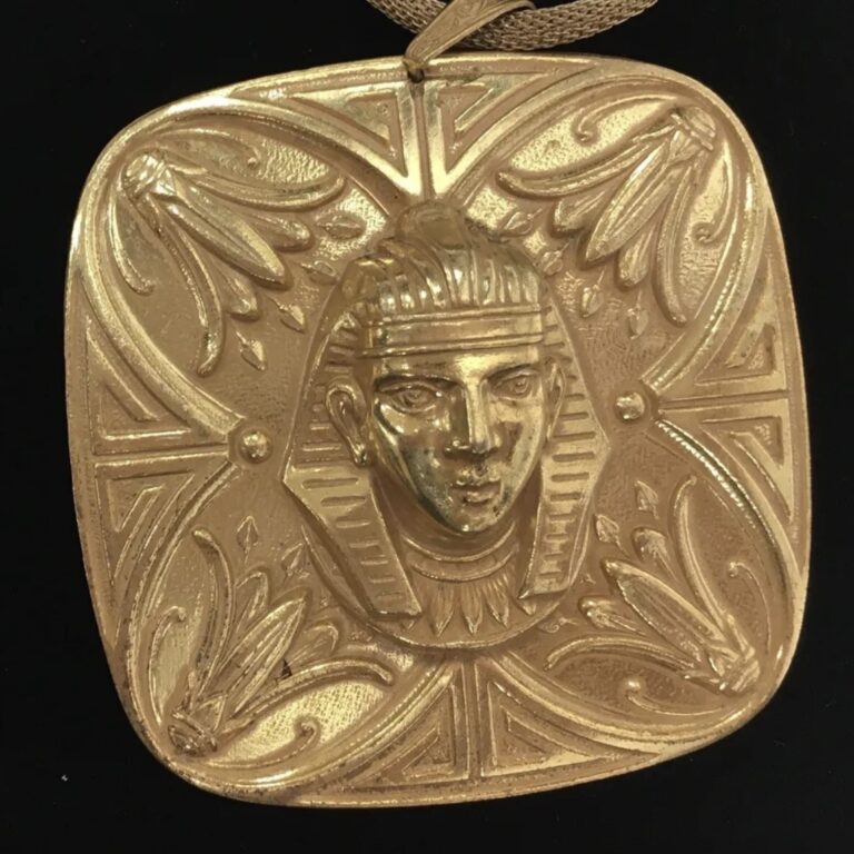 Collana MIRIAM HASKELL “Faraone”