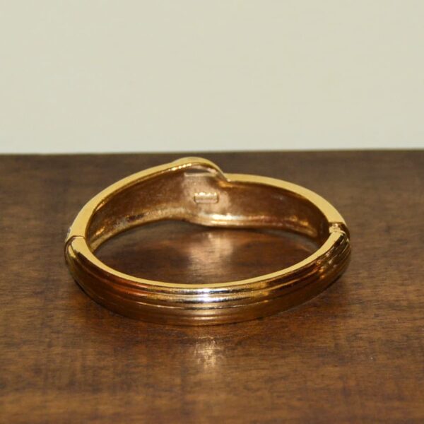 Bracciale vintage rigido TRIFARI nero con strass - immagine 2