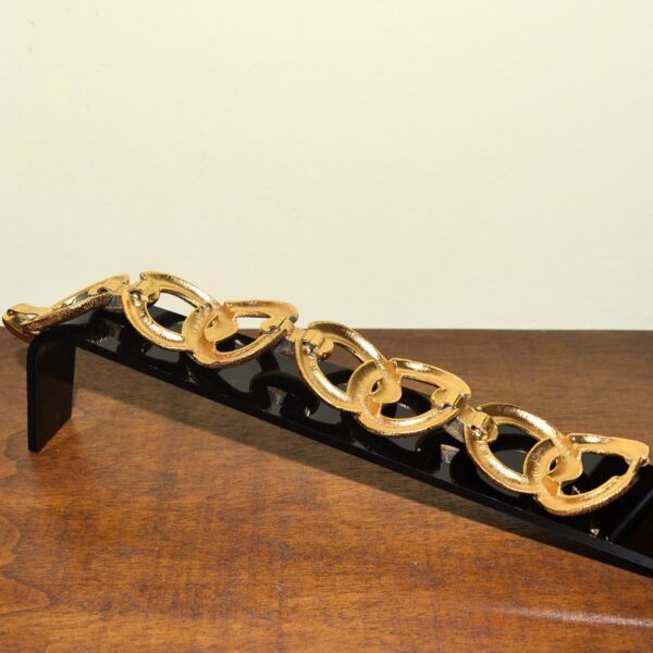 Bracciale vintage Trifari con cerchi tono oro 1955 - immagine 2