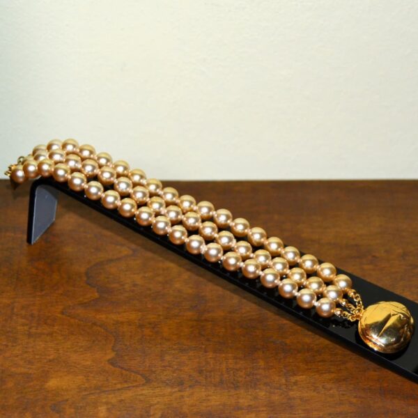 Bracciale vintage Kenneth Jay Lane perle e scarabeo