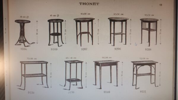 Tavolino-thonet-tilacino