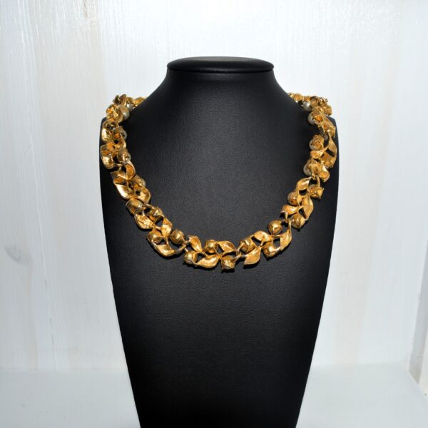 Collana vintage NAPIER con foglie e perle - immagine 3