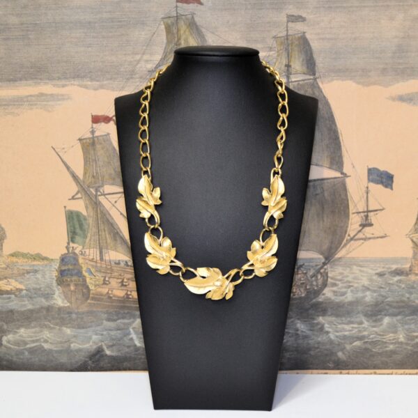 Collana vintage TRIFARI disegno KUNIO MATSUMOTO 1970 con foglie - immagine 2