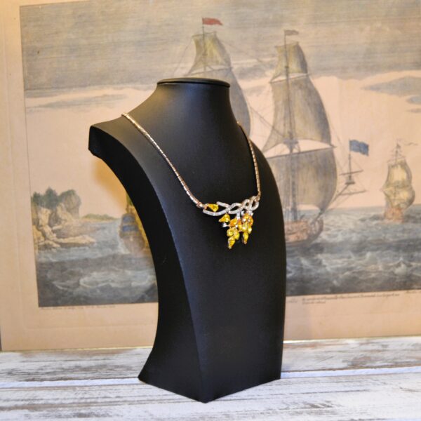 Collana vintage Trifari Pat. Pend. "Glicine Oro" - immagine 2